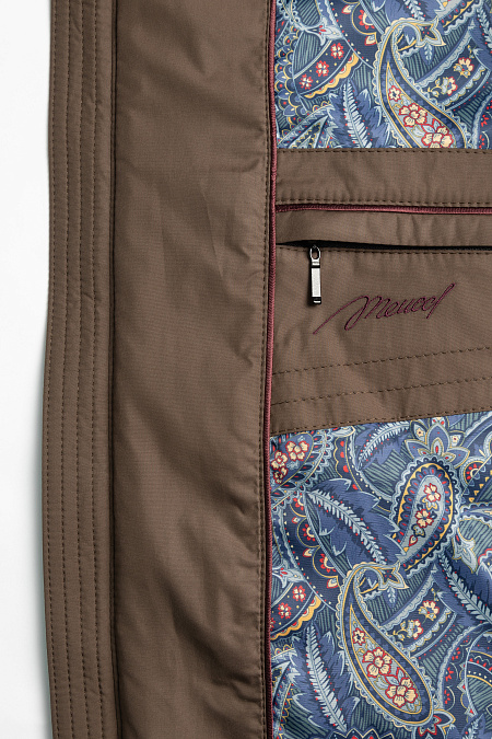 Стеганая короткая куртка-пуховик с капюшоном  для мужчин бренда Meucci (Италия), арт. 7454 - фото. Цвет: Коричневый. Купить в интернет-магазине https://shop.meucci.ru
