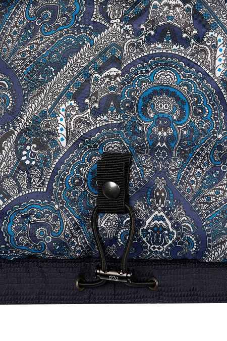 Cтеганый короткий пуховик с капюшоном и меховой опушкой  для мужчин бренда Meucci (Италия), арт. 7217 - фото. Цвет: Темно-синий. Купить в интернет-магазине https://shop.meucci.ru
