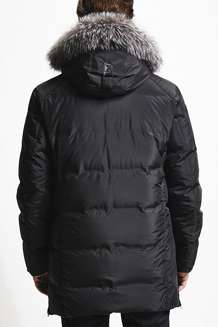 Удлиненный пуховик отделкой натуральной кожей для мужчин бренда Meucci (Италия), арт. 1857/3 - фото. Цвет: Черный. Купить в интернет-магазине https://shop.meucci.ru
