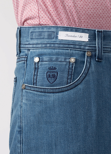 Мужские брендовые голубые джинсы арт. T44 MRZ/W00A Meucci (Италия) - фото. Цвет: Голубой. Купить в интернет-магазине https://shop.meucci.ru
