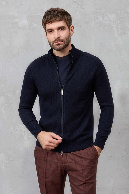 Мужской брендовый кардиган темно-синего цвета с застежкой на молнию арт. 13009/22025 Dk.NAVY Meucci (Италия) - фото. Цвет: Темно-синий. Купить в интернет-магазине https://shop.meucci.ru
