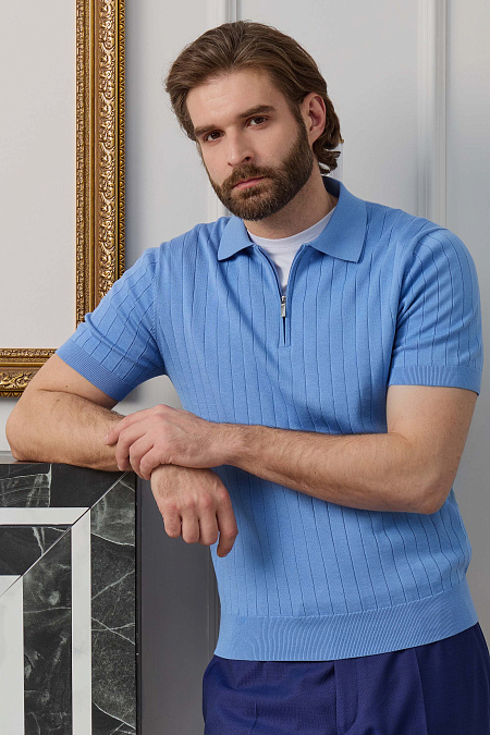 Поло голубого цвета с фактурными вертикальными полосами  для мужчин бренда Meucci (Италия), арт. MEU-2506/DQSS58 - фото. Цвет: Голубой. Купить в интернет-магазине https://shop.meucci.ru
