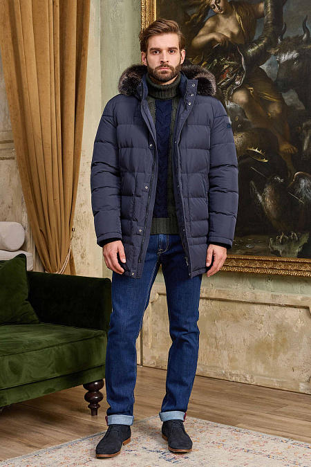 Удлиненный стеганый пуховик с капюшоном  для мужчин бренда Meucci (Италия), арт. 3230 - фото. Цвет: Темно-синий. Купить в интернет-магазине https://shop.meucci.ru
