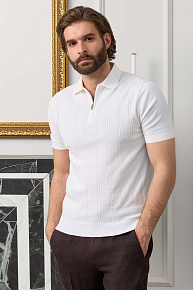 Поло белого цвета с фактурным орнаментом в виде кос  (MEU-2507/DQSS01)