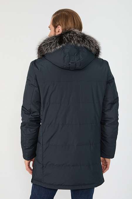 Удлиненный стеганый пуховик с капюшоном для мужчин бренда Meucci (Италия), арт. 1859 - фото. Цвет: Темно-синий. Купить в интернет-магазине https://shop.meucci.ru
